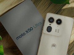 Moto X50 Ultra: Smartphone nu beschikbaar voor import.