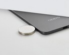 De Oppo Find N5 zal verkrijgbaar zijn in meer dan één kleur. (Afbeelding bron: Oppo)