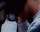 De Forerunner 945 is een van de drie oudere Forerunner smartwatches die in de rij staan voor een nieuwe update. (Afbeelding bron: Garmin)