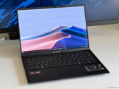 Asus Zenbook 14 OLED review - De AMD-variant van de Zenbook heeft het zwakkere 1080p OLED-scherm gekregen