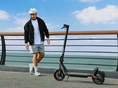 De Xiaomi Electric Scooter 4 Lite (2e generatie) heeft een groter bereik dan zijn voorganger. (Afbeeldingsbron: Xiaomi)