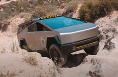 De Cybertruck navigeert briljant over het uitdagende off-roadparcours. (Afbeelding bron: Wild Horses Off-Road via YouTube)