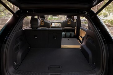 Rivian R3X interieur