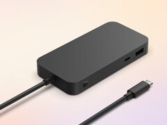 Microsofts nieuwe USB4 Dock is veel kleiner dan zijn Thunderbolt 4-voorganger. (Afbeeldingsbron: Microsoft)