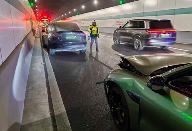 Xiaomi SU7 en Tesla Model Y crash. (Afbeeldingsbron: @Tslachan)