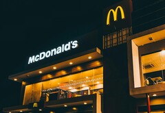 McDonald&#039;s zal de lampenkappen 3D-printen met recyclebare materialen. (Afbeeldingsbron: Robi Pastores / Pexels)