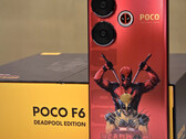 De POCO F6 Deadpool Edition komt met een opvallend ontwerp. (Afbeeldingsbron: @Himanshu_POCO)