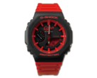 Het Carp logo op het Casio G-Shock x Hiroshima Toyo Carp collab horloge wordt vergezeld door rode indexen en accenten tegen een zwarte achtergrond. (afbeeldingsbron: Great G-Shock World)