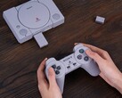 De 8BitDo Mod Kit voor de originele PlayStation Controller voegt Bluetooth-ondersteuning en een oplaadbare batterij toe. (Afbeeldingsbron: 8BitDo)