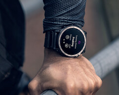 Garmin&#039;s nieuwste stabiele update voor de Fenix 7-serie brengt negentien verbeteringen met zich mee van de System Software 17.28 release. (Afbeelding bron: Garmin)