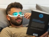 Re-Time Pty Ltd lanceert Kickstarter-campagne voor de Retimer 3 lichttherapie wearable om de slaapkwaliteit te verbeteren, stress te verminderen en de productiviteit te verhogen door iemands circadiane ritme aan te passen. (Afbeeldingsbron: Re-time Pty Ltd.)